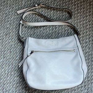 Kate spade shoulder bag in nearly new condition